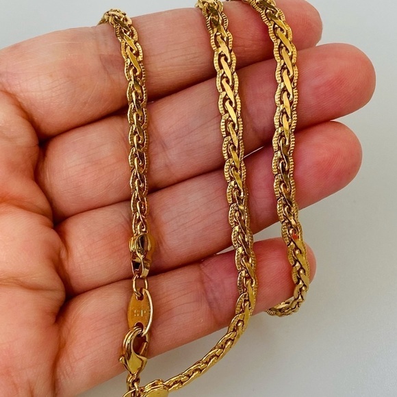 Avon Chain Necklace Flat Gold Tone Vintage 17.5” - Picture 7 of 10